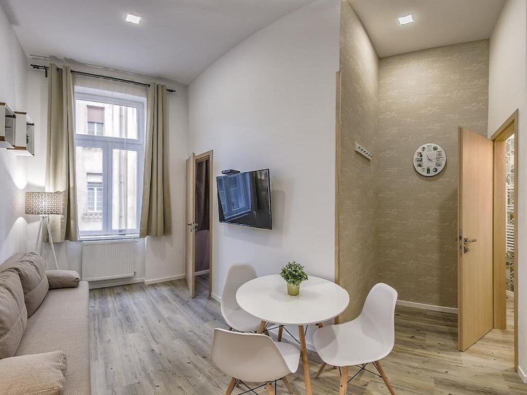 Glam Downtown Apartments ブダペスト エクステリア 写真