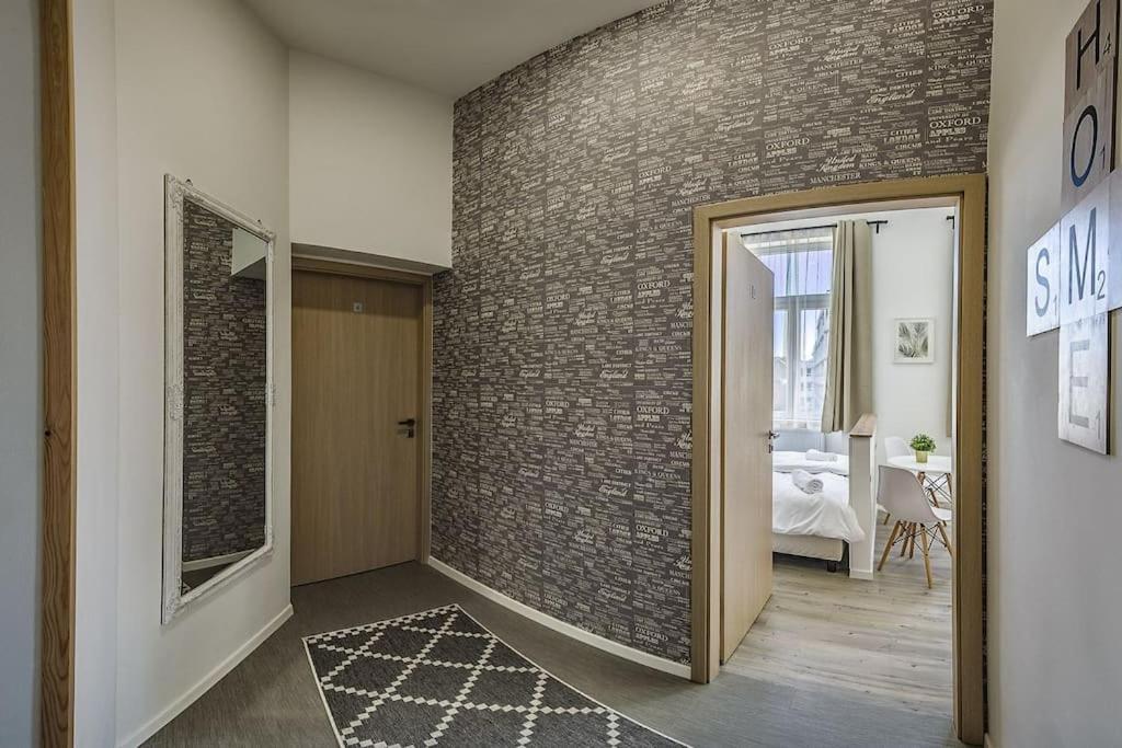 Glam Downtown Apartments ブダペスト エクステリア 写真
