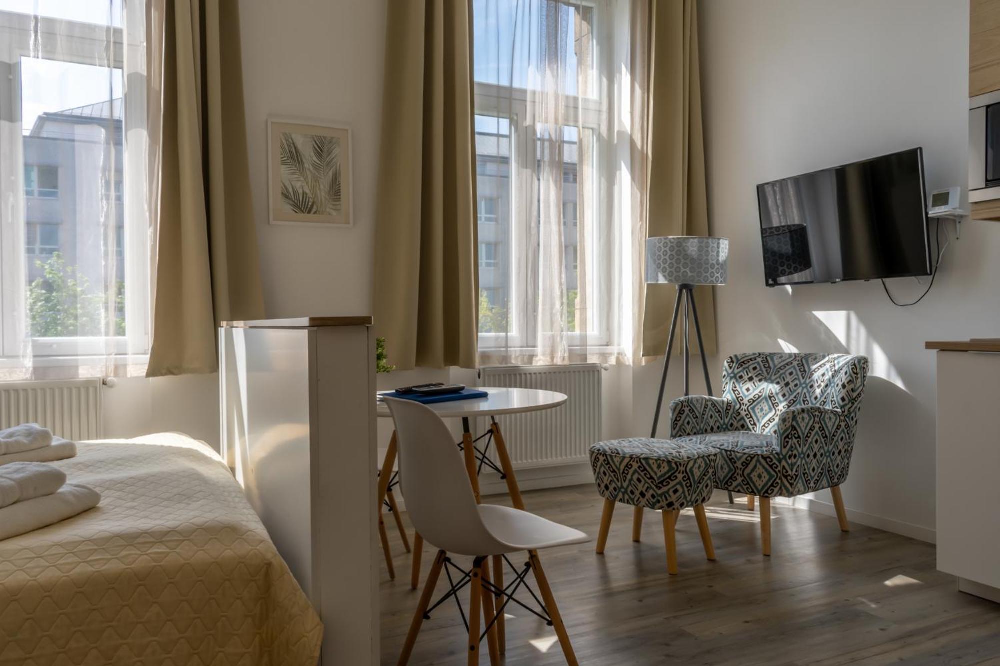 Glam Downtown Apartments ブダペスト エクステリア 写真